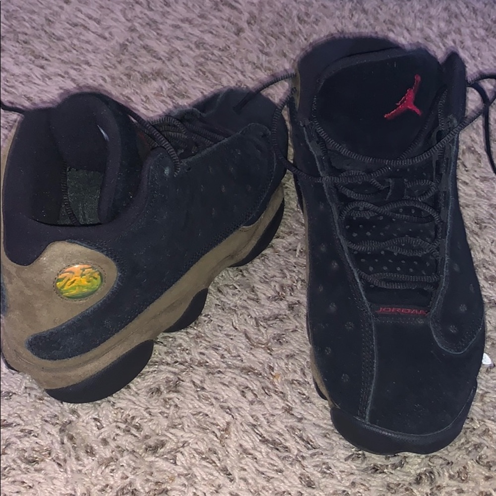 Jordan “olive” 13’s